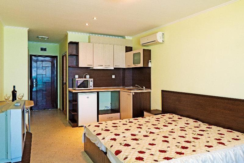 Black Sea Paradise Hotel Sozopol Habitación foto
